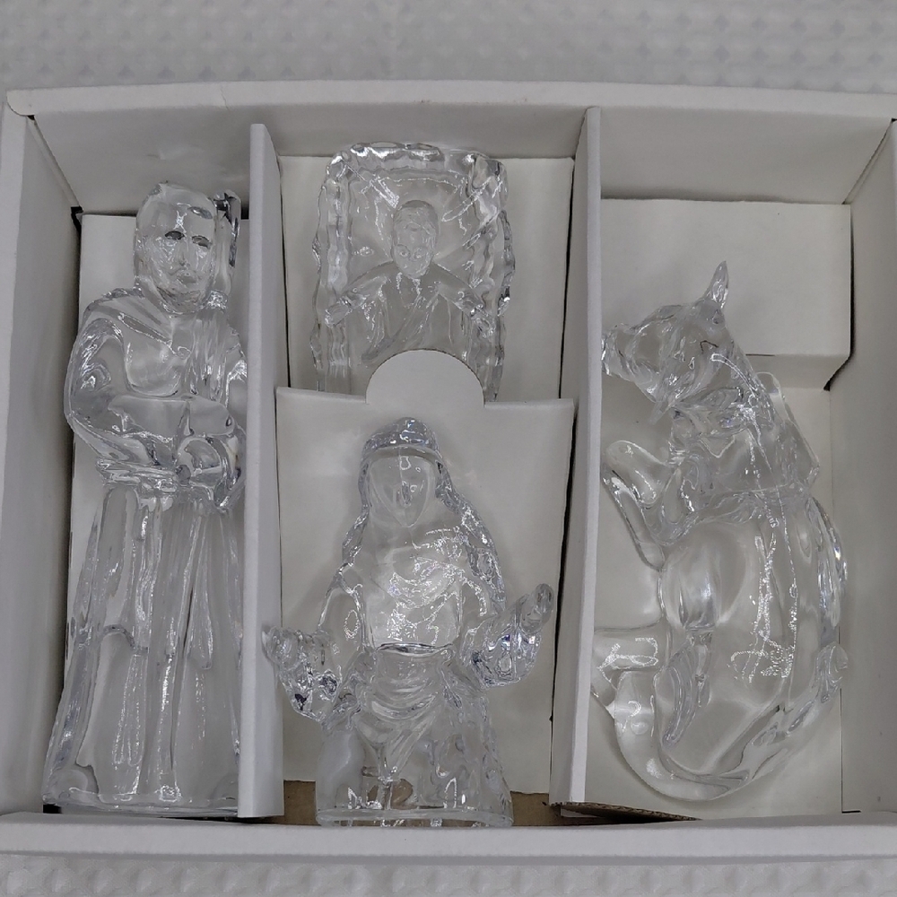 Cristal d'Arques Crystal Nativity Set De Noel - Picture 3 of 11